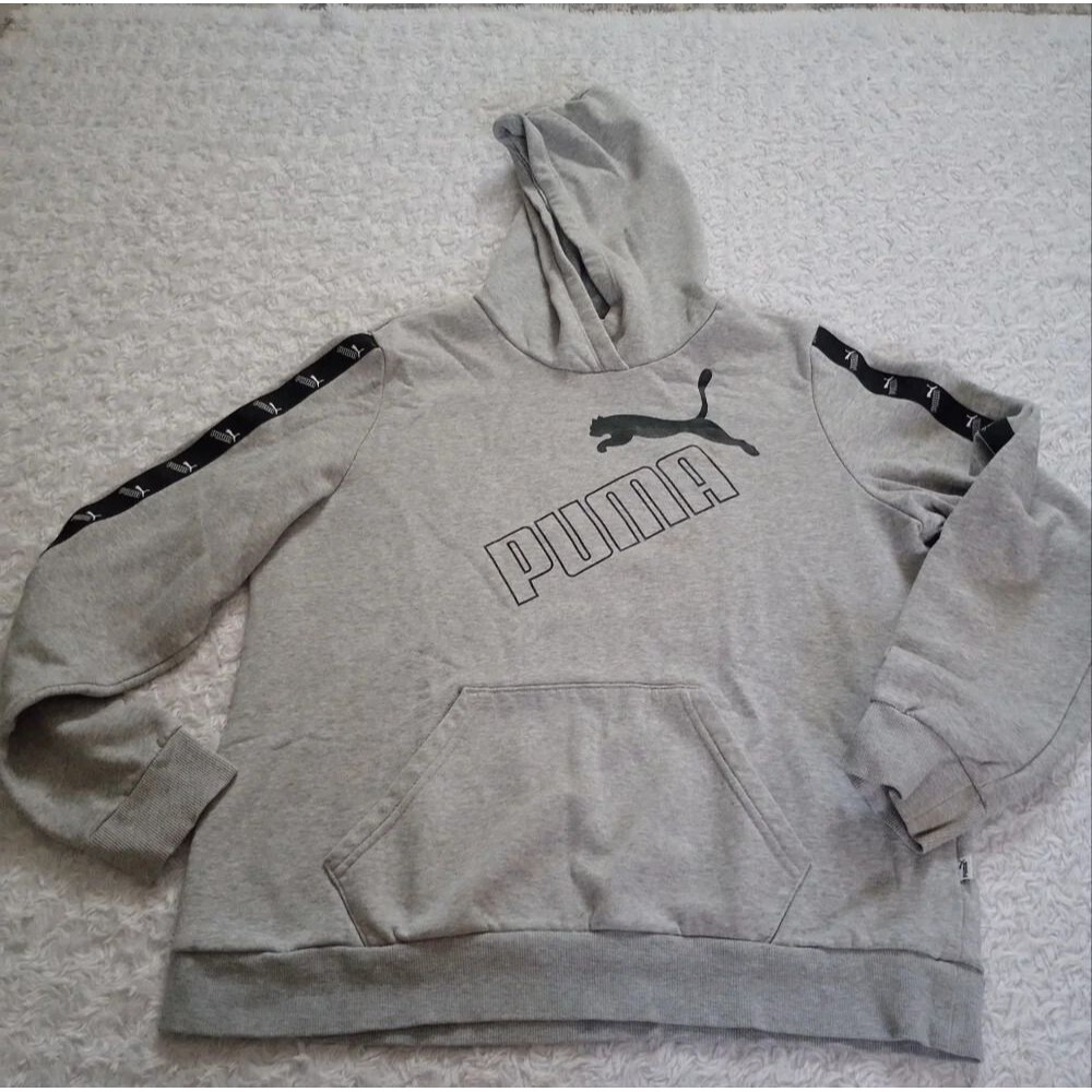 Puma boys gray pull over  hoodie SZ Small